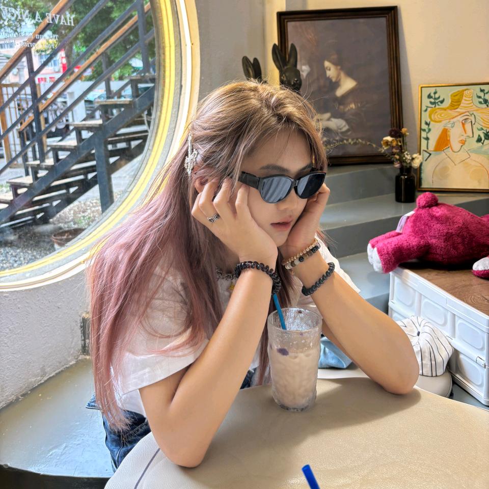 齐齐哈尔大学  小瓷学姐