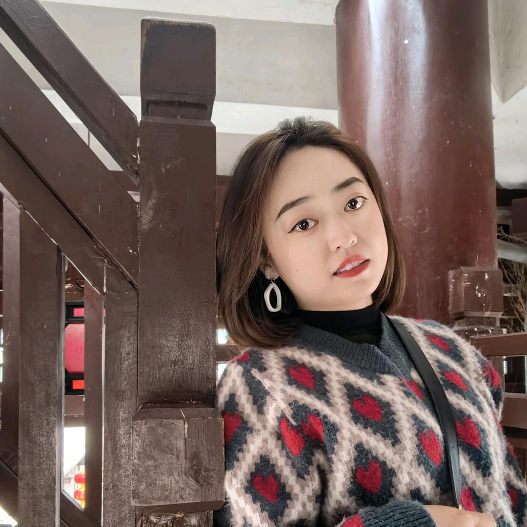 博美电器蟹佬板～