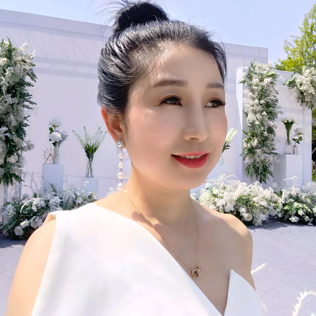 曾蓉儿