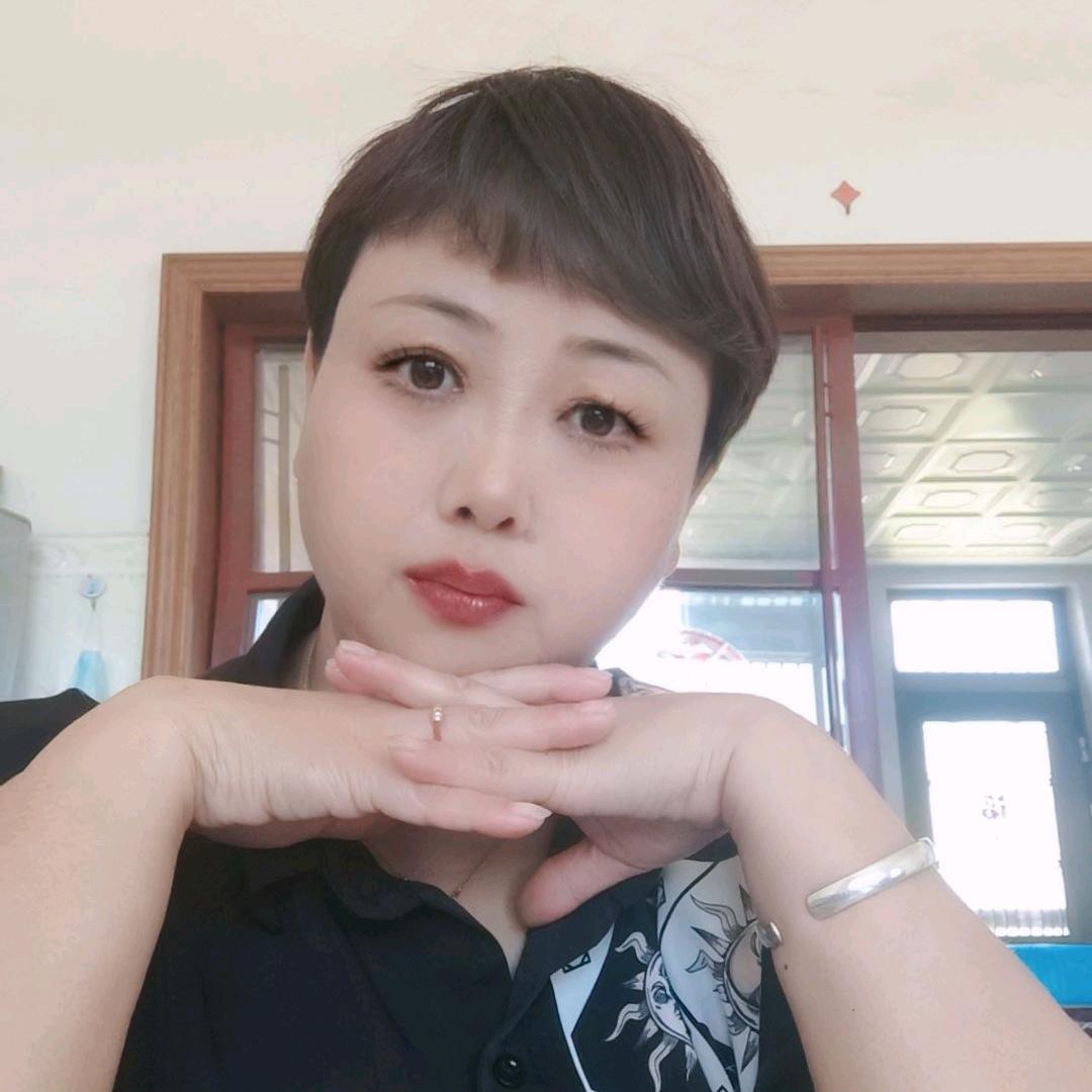 爱笑的我（橱窗）