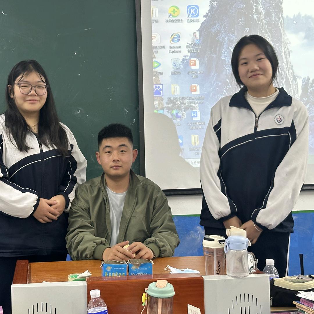 石家庄冀中医学中等专业学校小纪老师