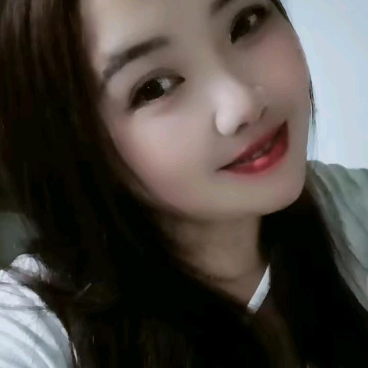 蓝樱初雪