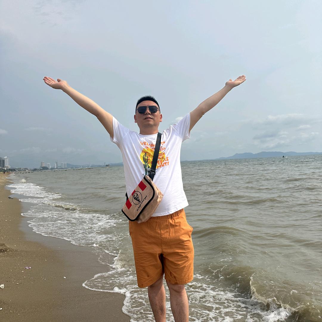 巴中弘扬石雕