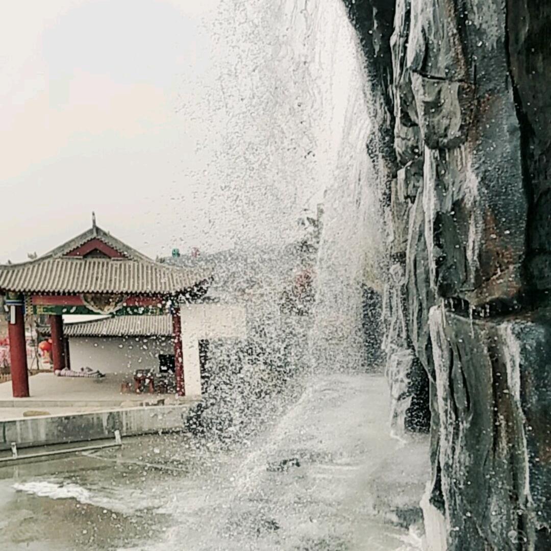↖我恨你。