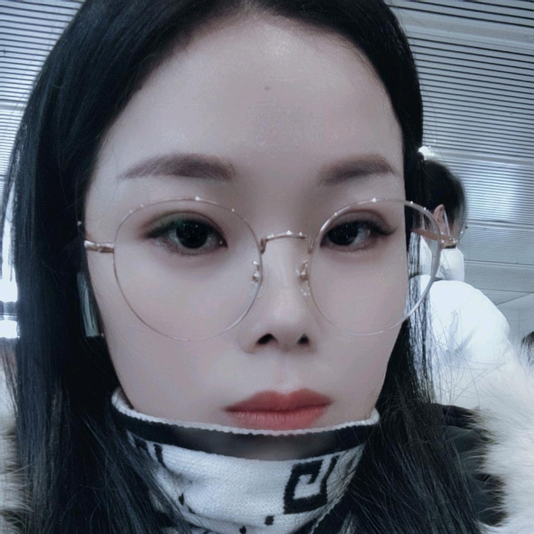 🌺叫我霞姐🌺