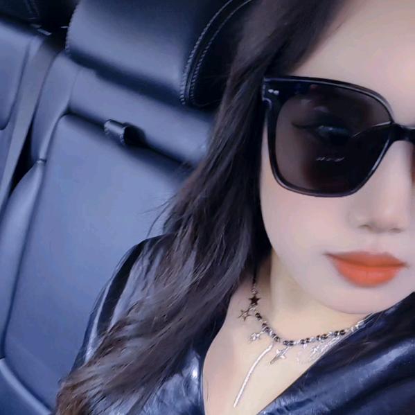 Miss..爱美小杨