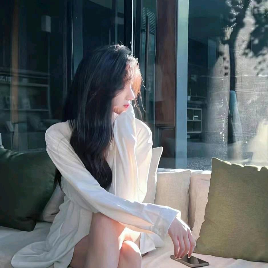 菠萝给我吃一口