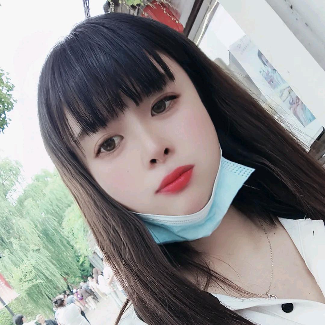 丽宝.
