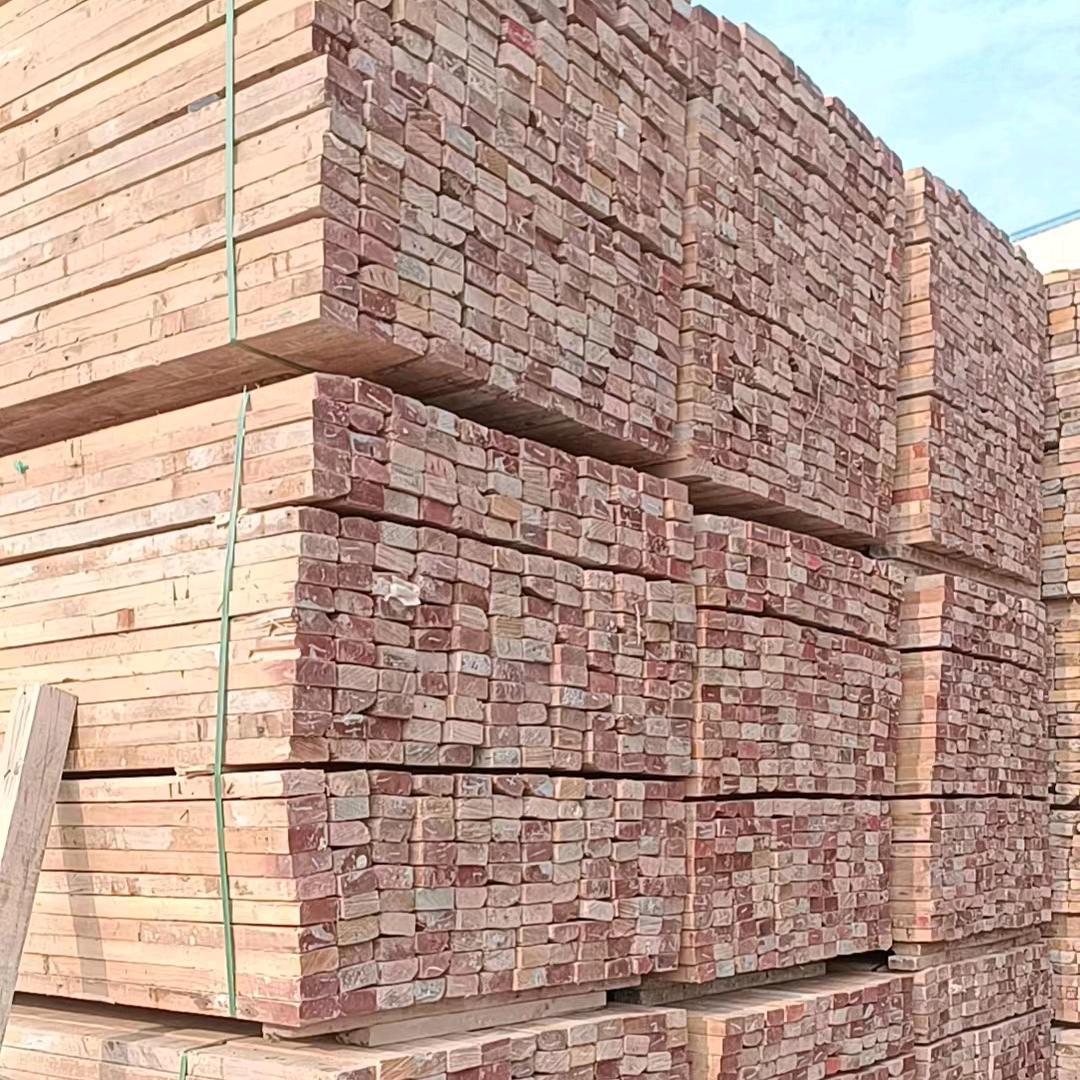 A^回收工地^废摸板^木方^废铁^黎小胖