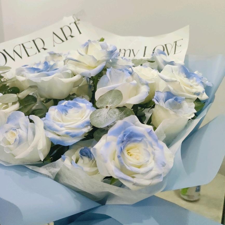 HF打工人👩🏻‍🏭