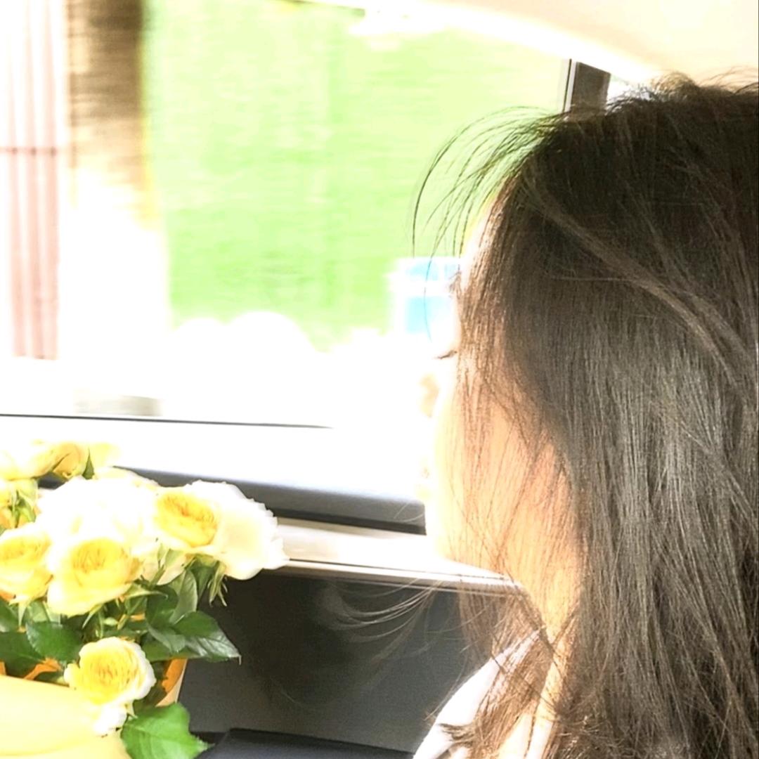 六盘水圣女服装店.