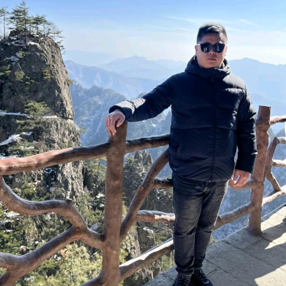 彦   宇   园    芳     辉