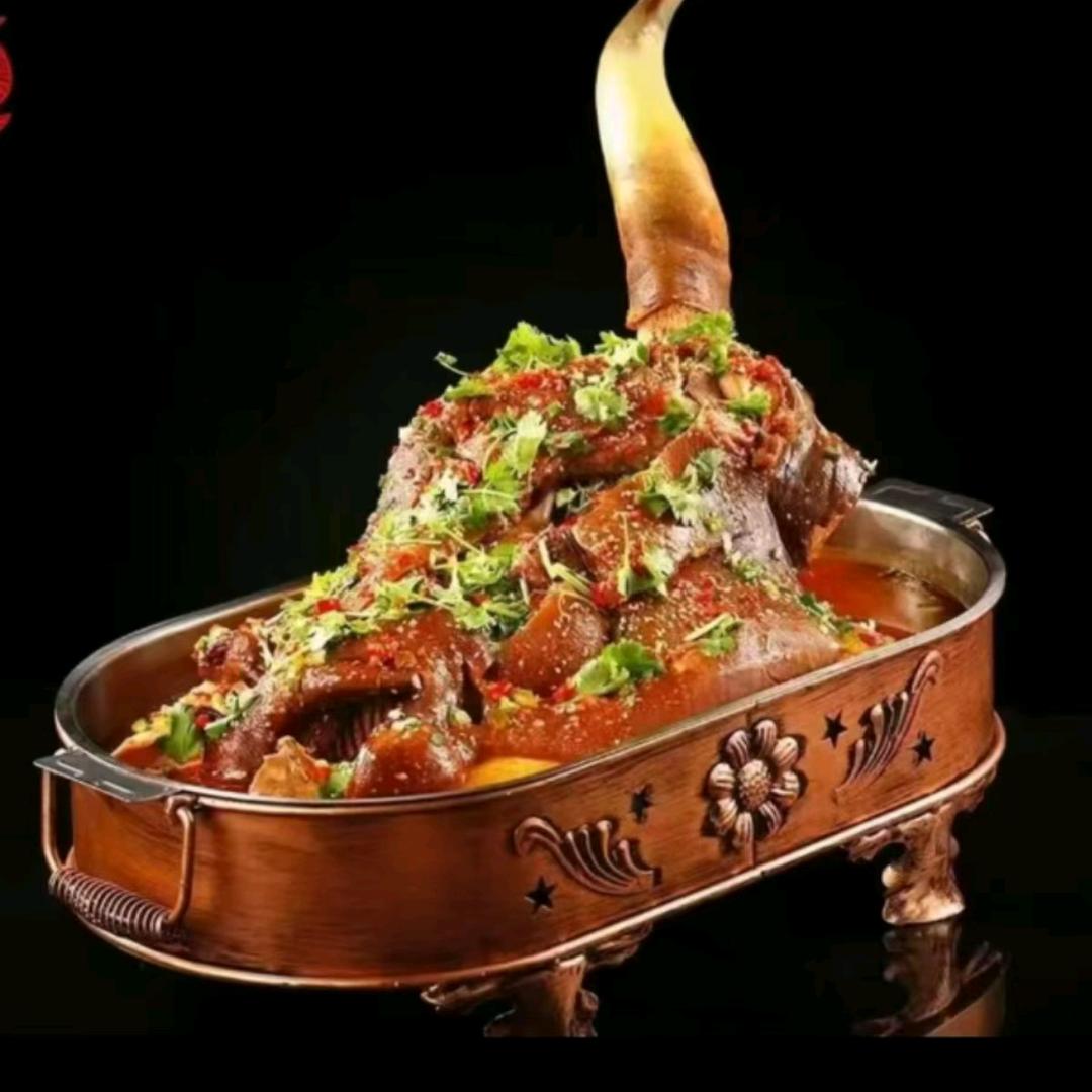 周姐炭炉牛头宴