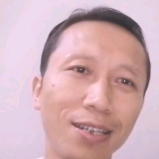 社会我七哥，二杯就喝多