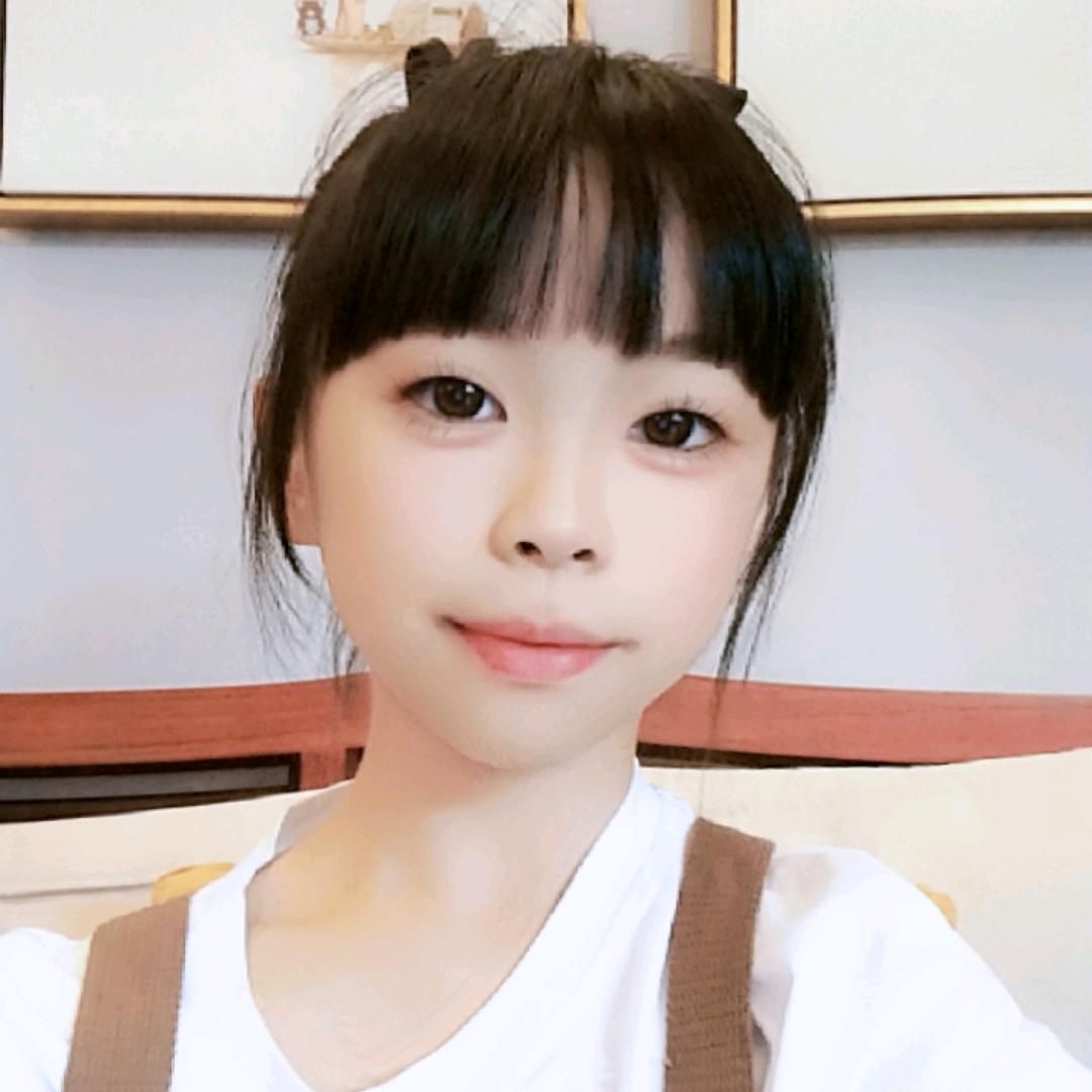 校花可心头像