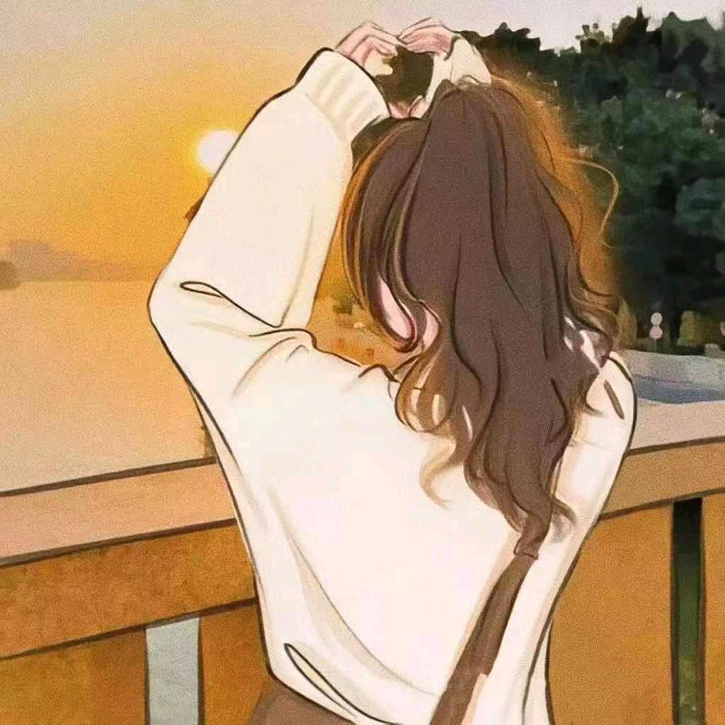 四月荣Jie头像