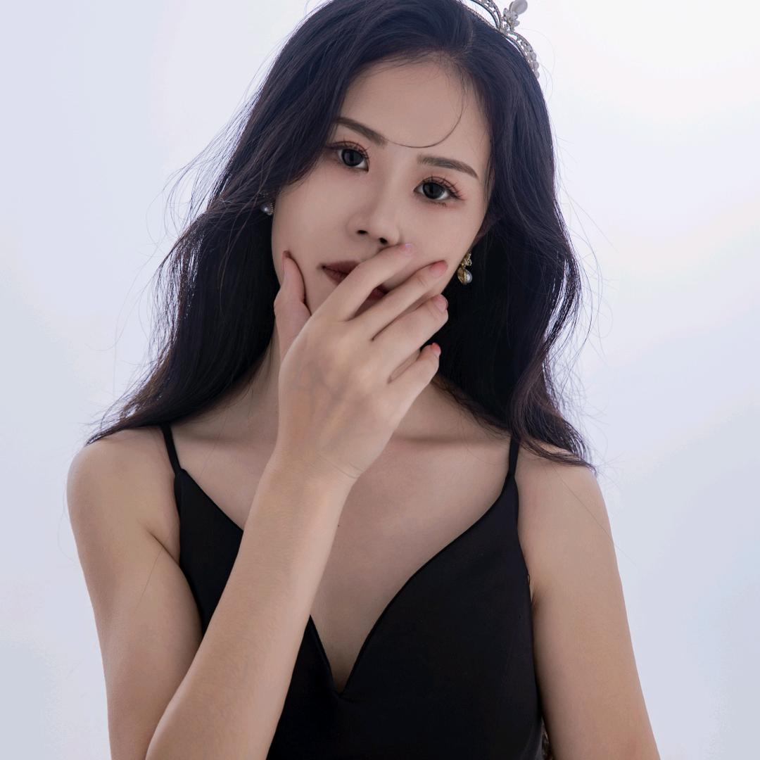 ヽ娜就向钱看ツ