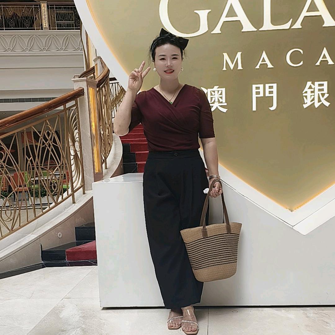 自信女人