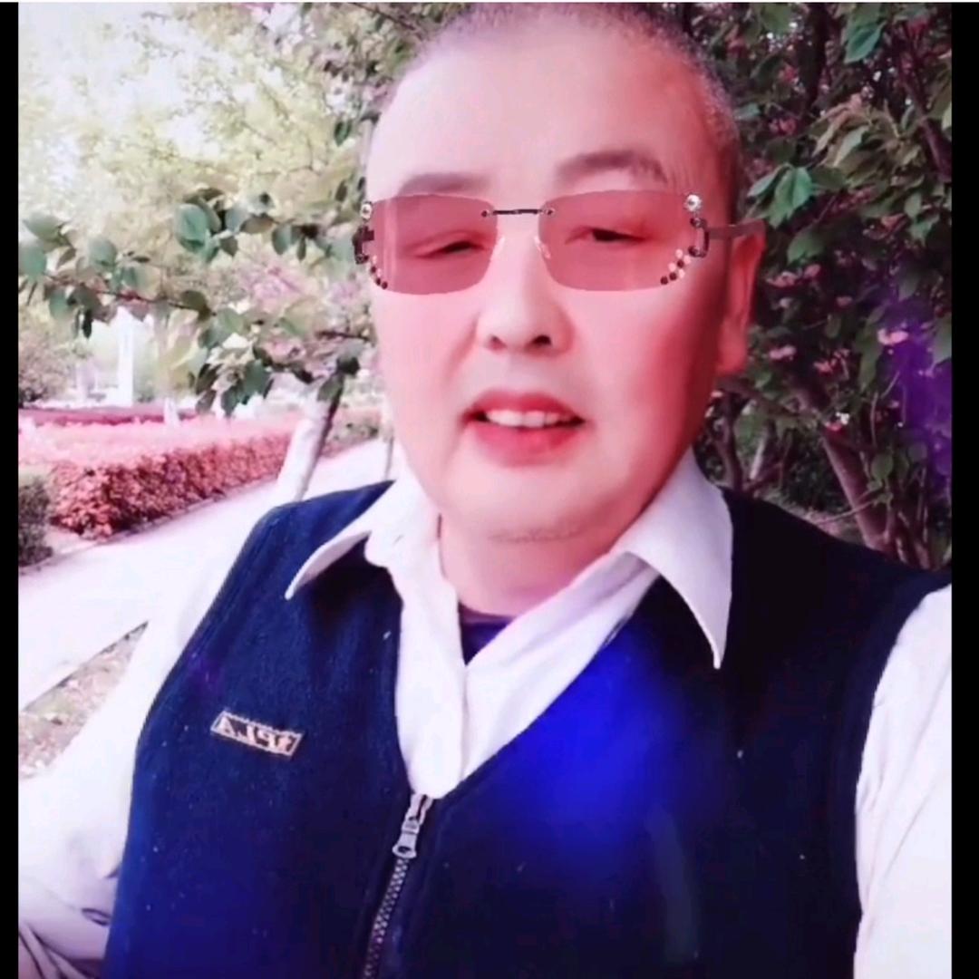 王立全《中午12点30分开播》