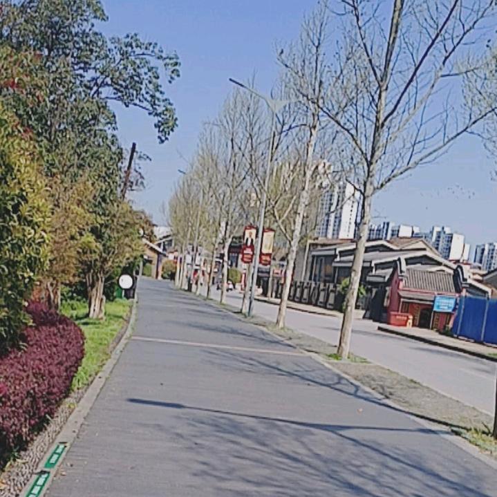 相濡以沫₍˄·͈༝·͈˄*₎◞ ̑̑