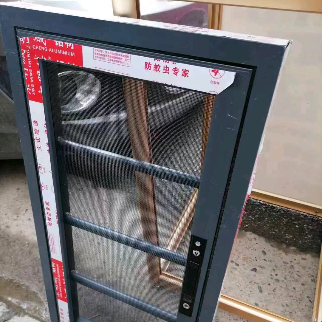 王小胖西安改窗户改方向改内开内倒