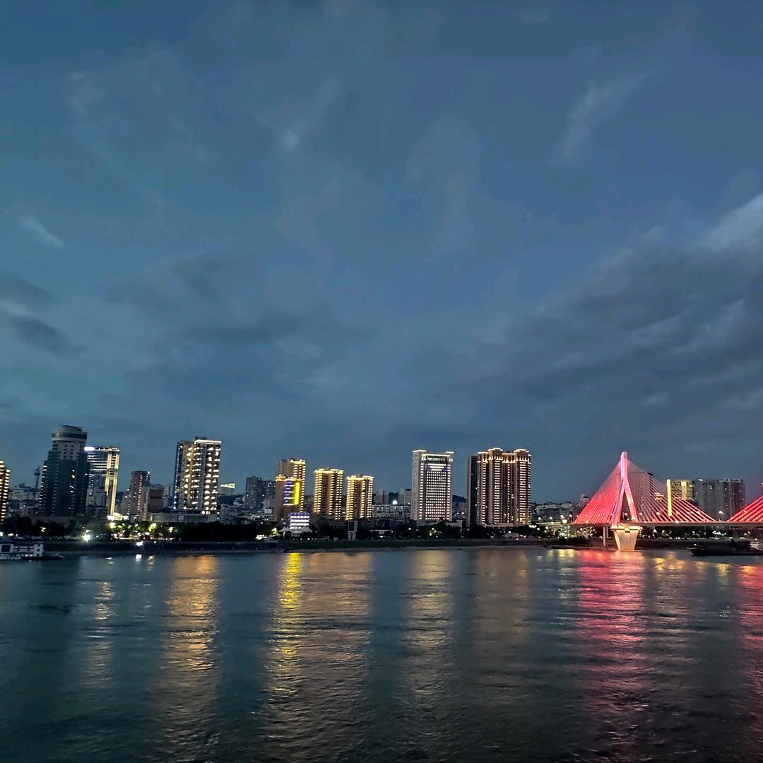 @静水流深