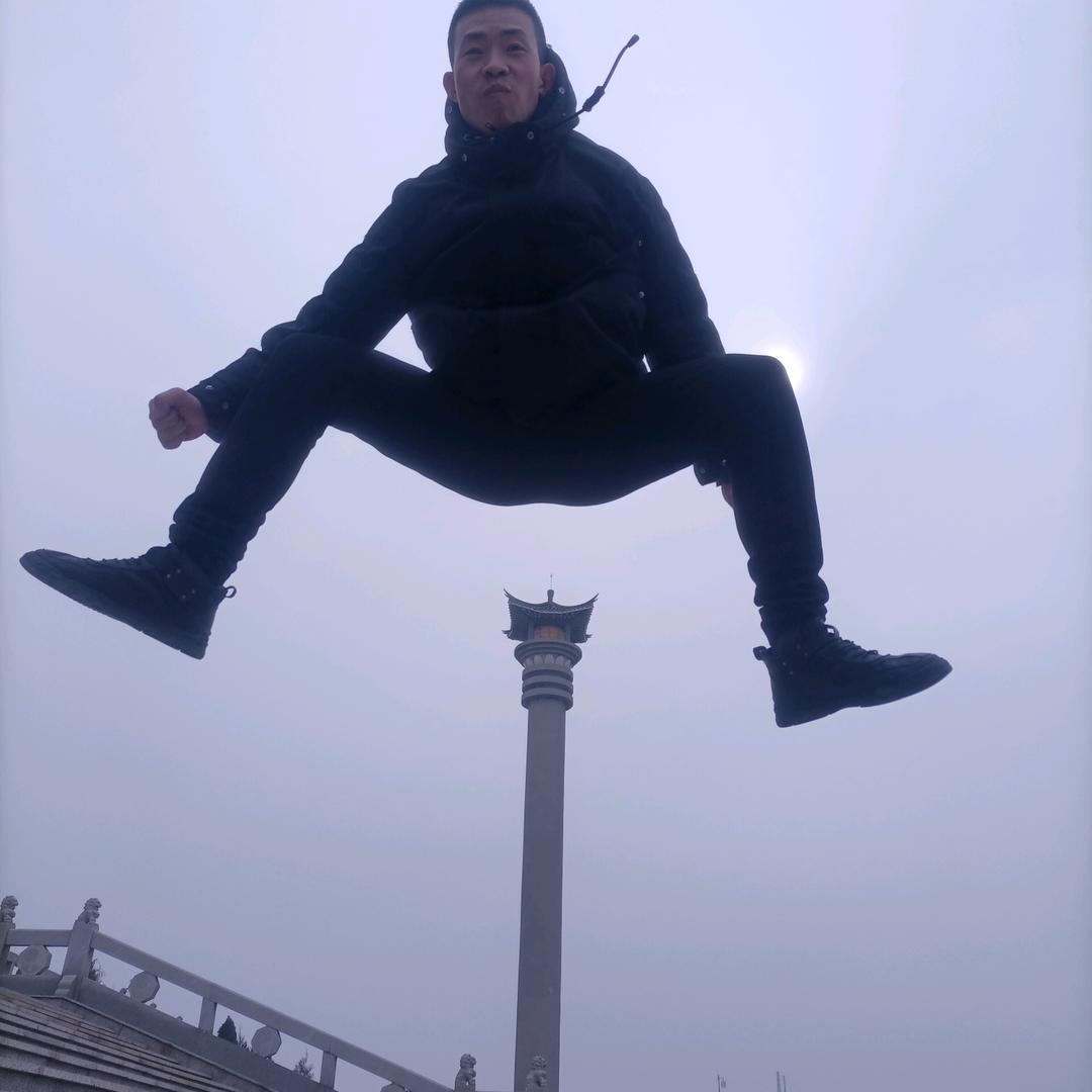 A安阳吊顶做柜一木工