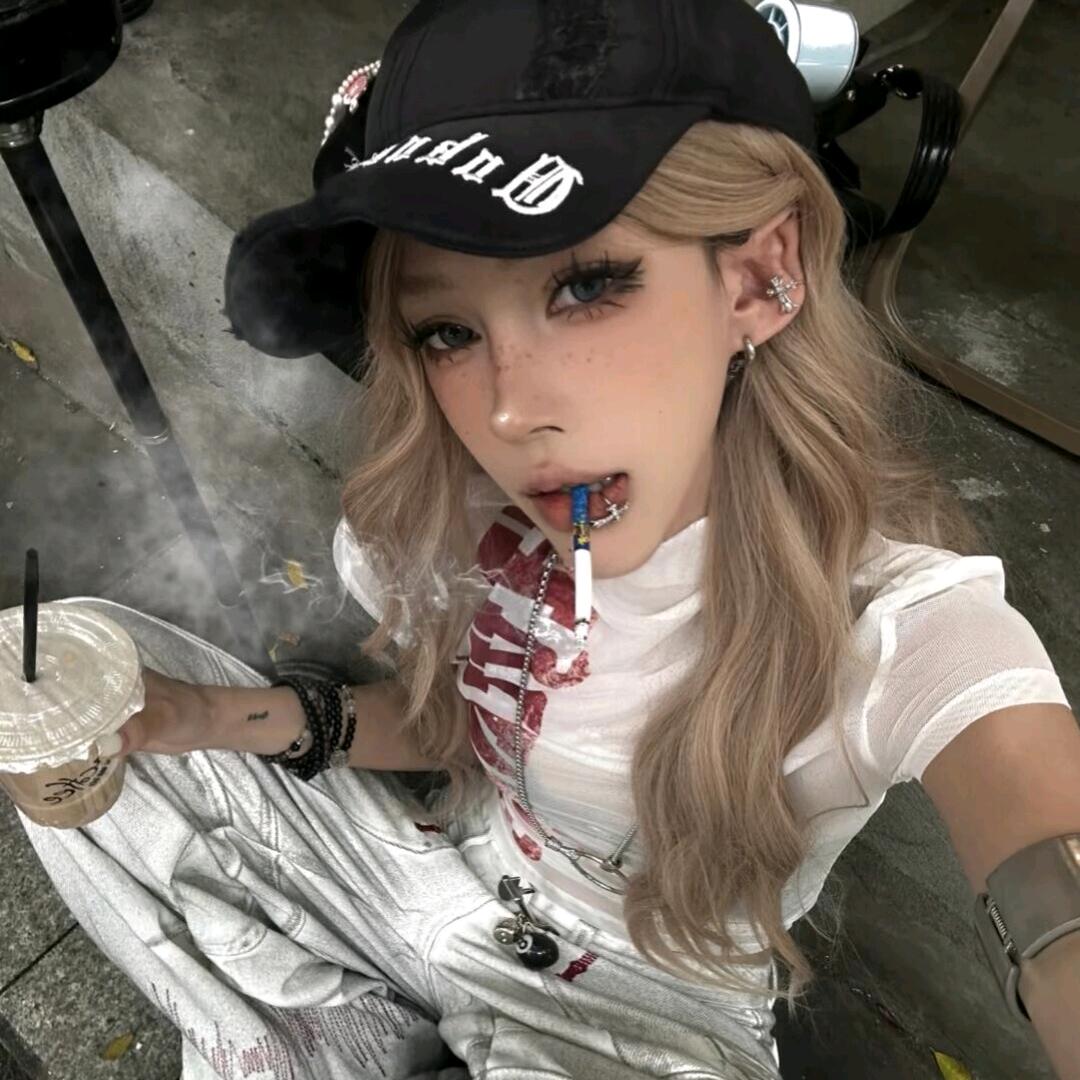欣怡✨
