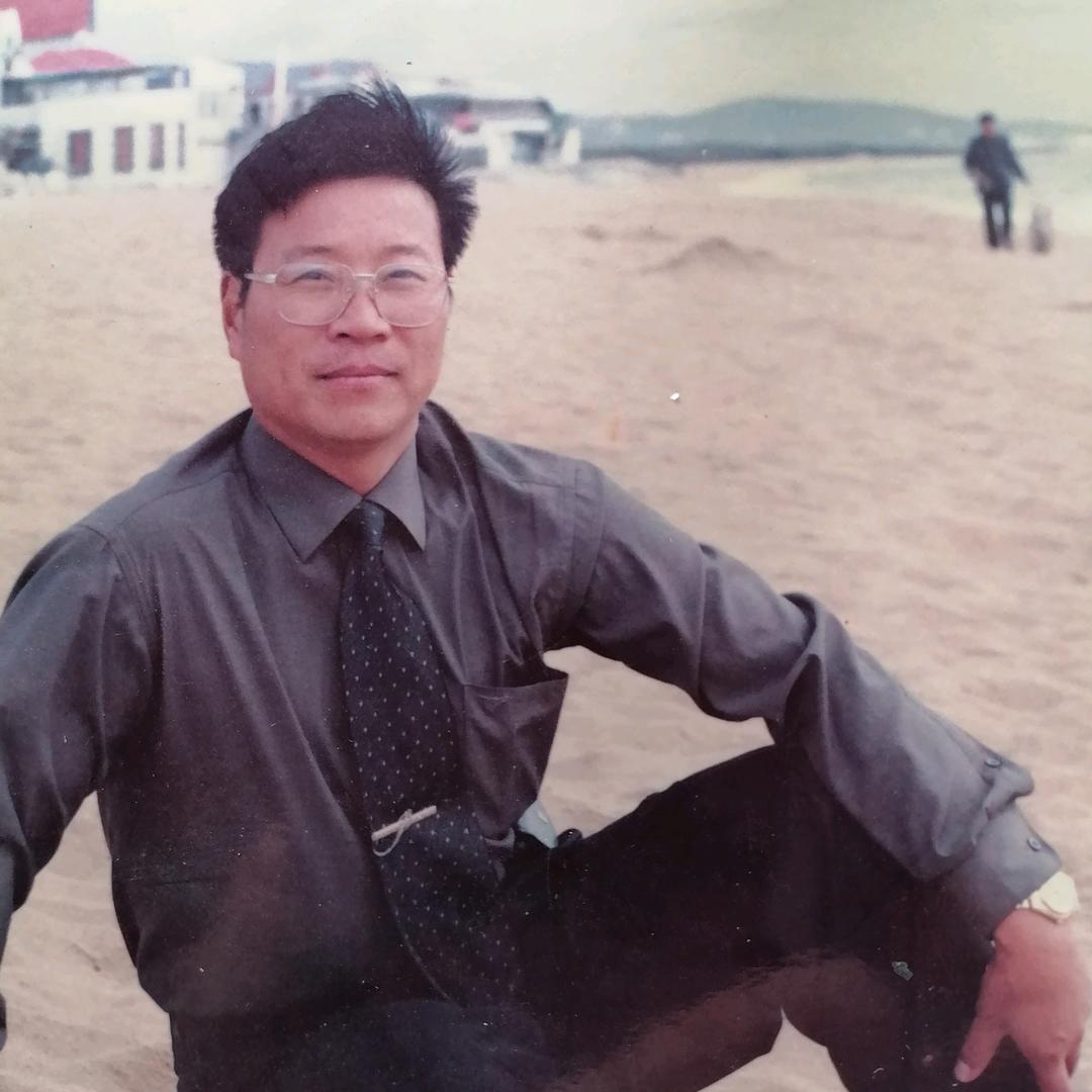 静静的白桦林。