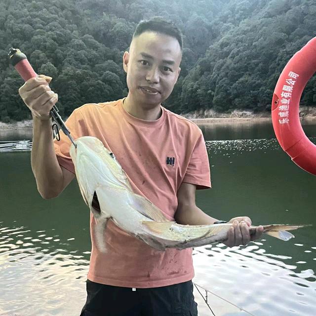 周鱼