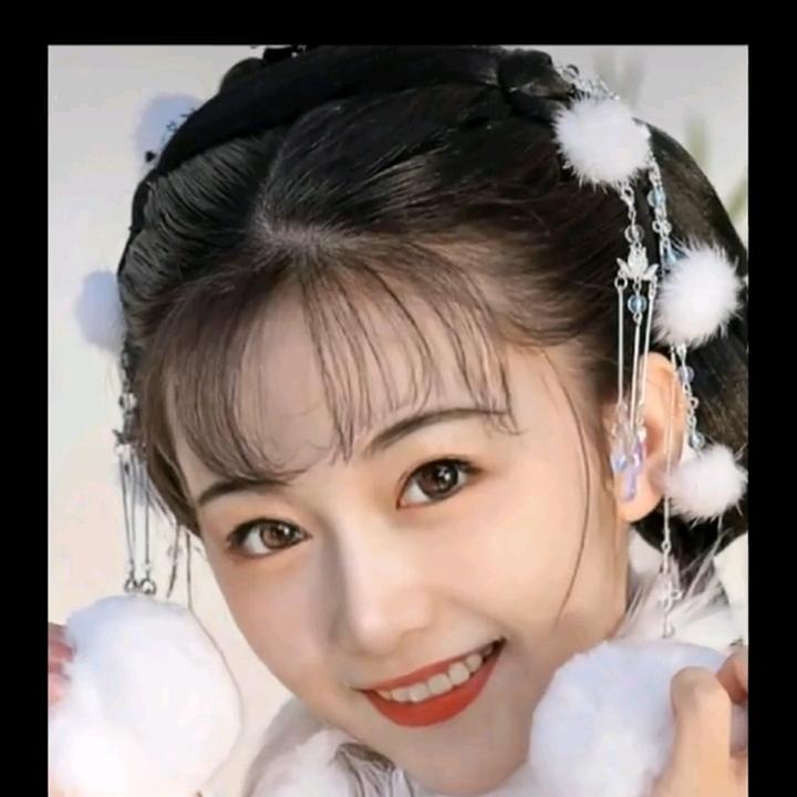 黄三