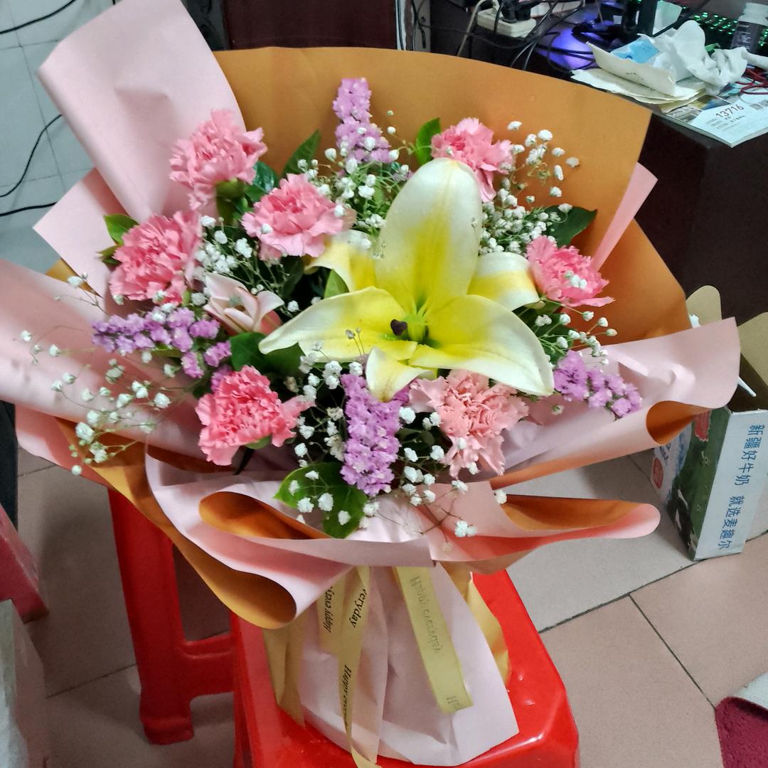 美丽大方