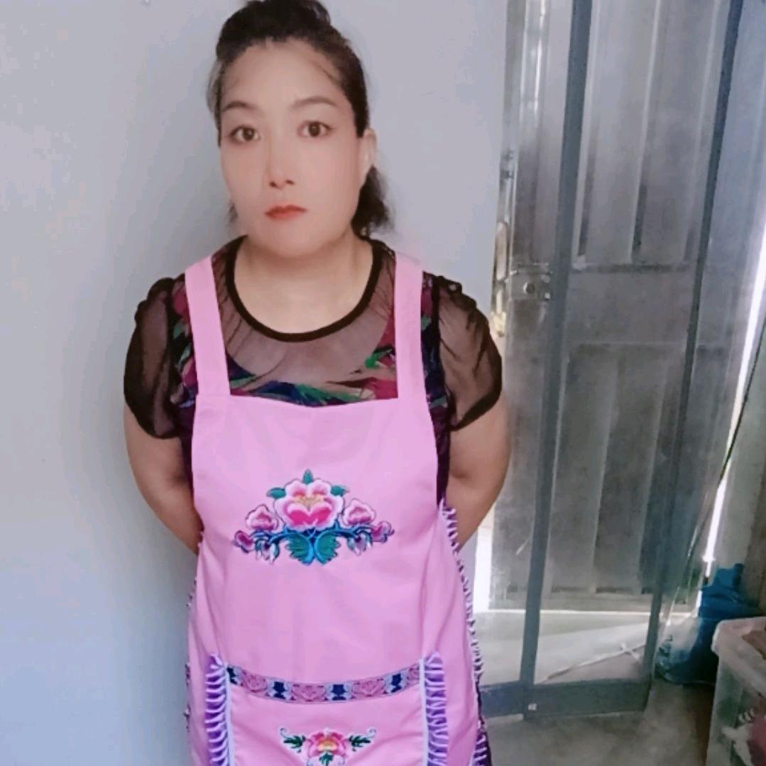 大姐做围裙