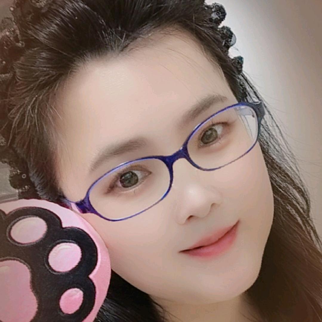 依依💖