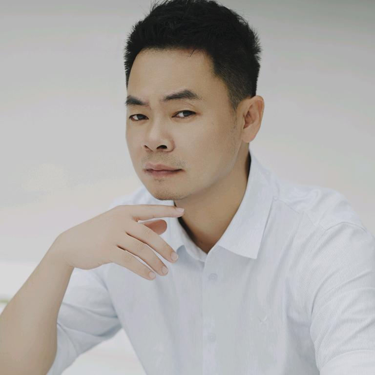 天立殷勇