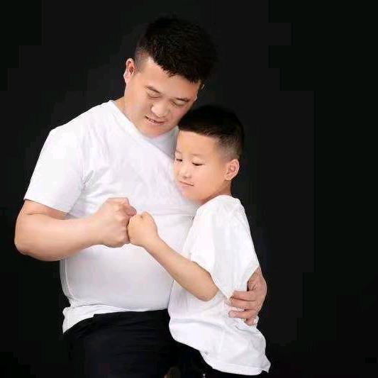 ㊖小冯同学