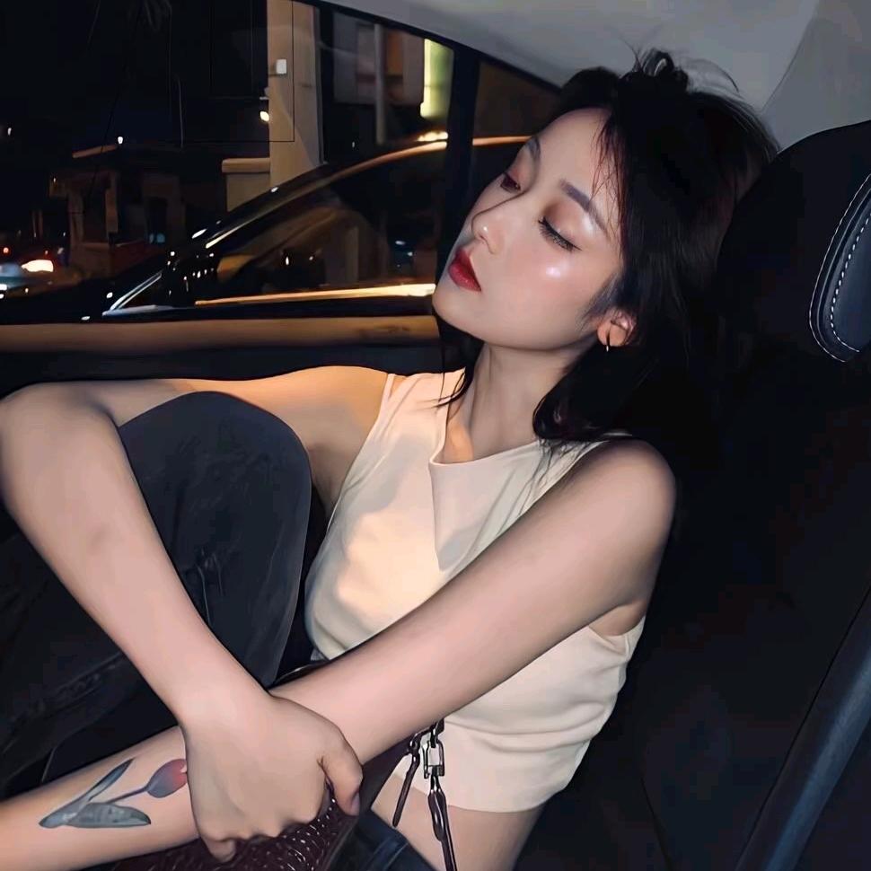 婷婷.