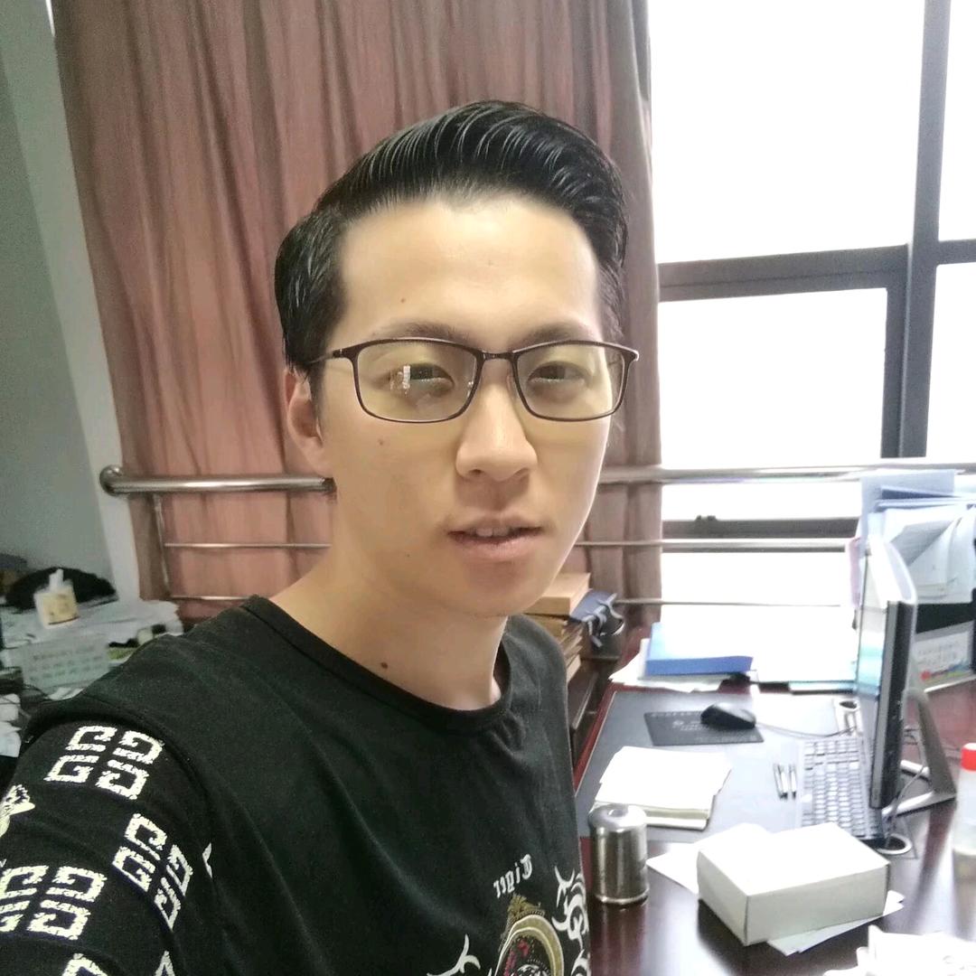 泓铭