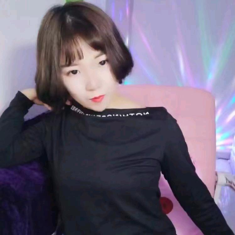 小玉爱跳舞*