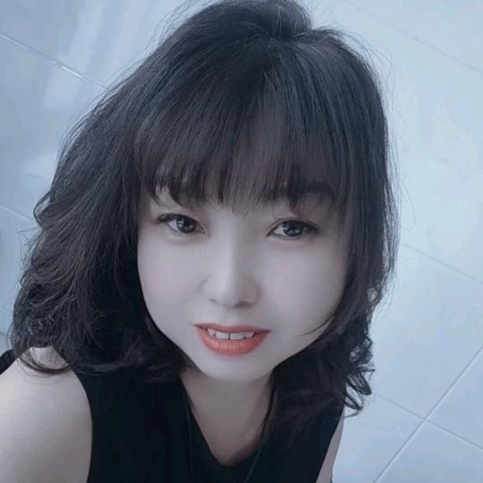 杨莓