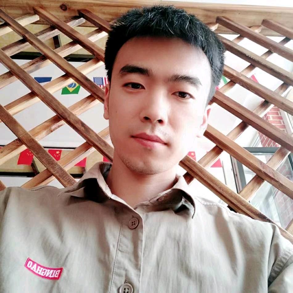 小小年