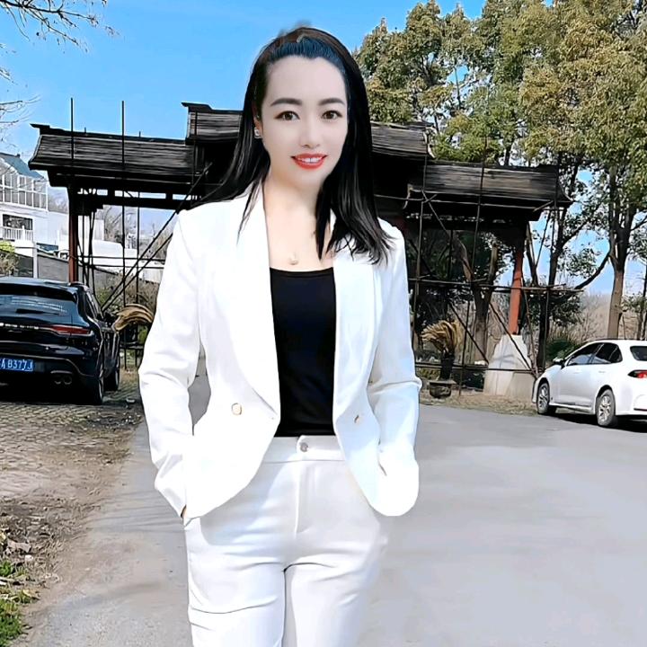云南姑娘山东媳妇