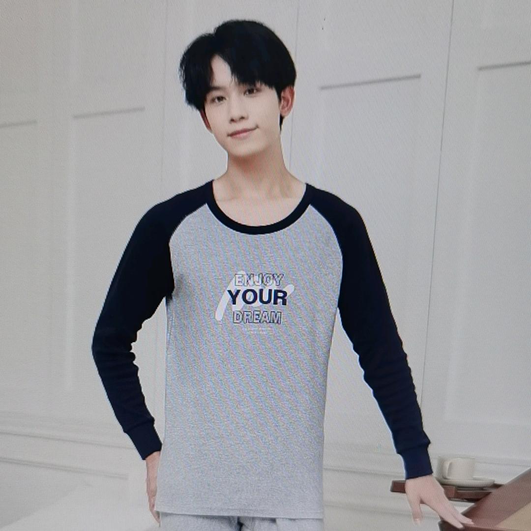 小丫青少年服饰