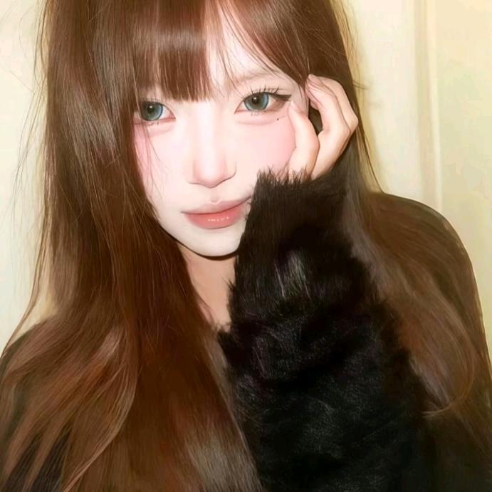 总喜欢关注丑的