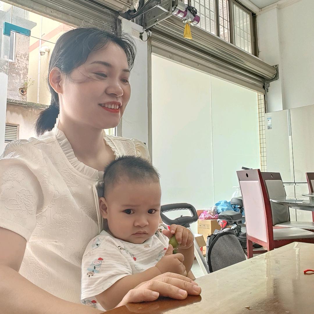 @秋丽