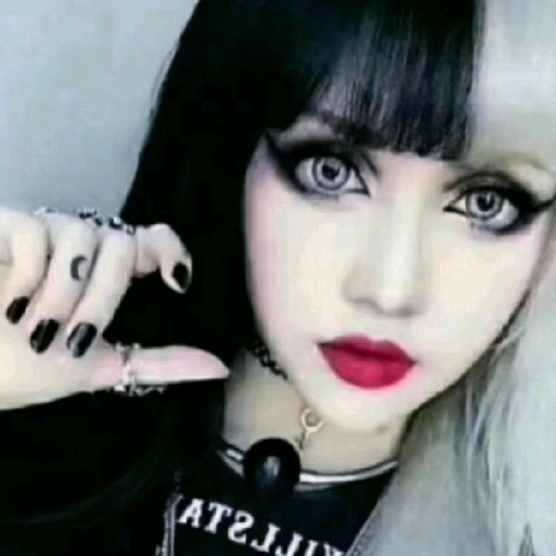 爱就😘爱. 不爱就滚💔👉