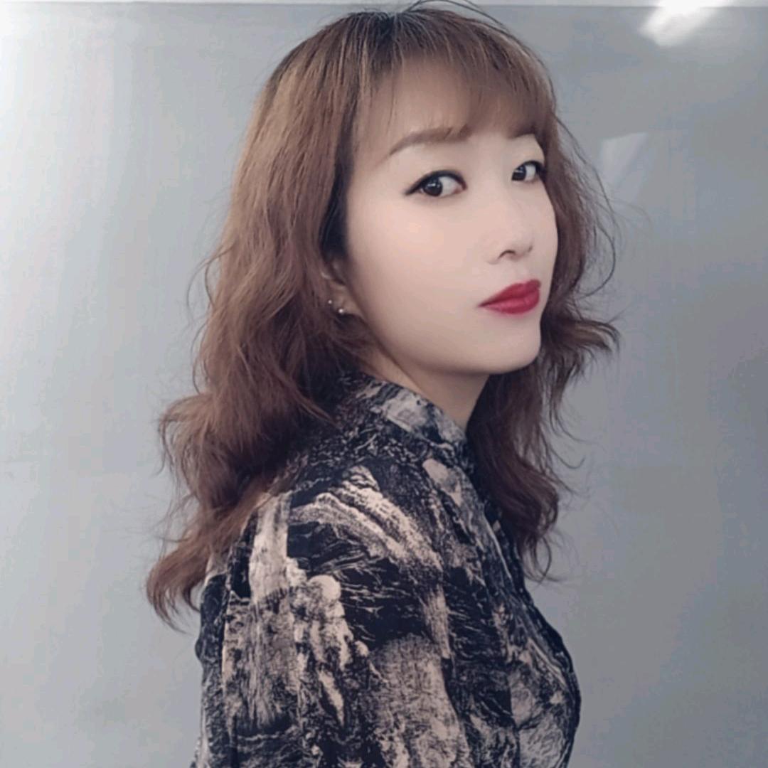 张杨时尚造型（连赞拉黑）