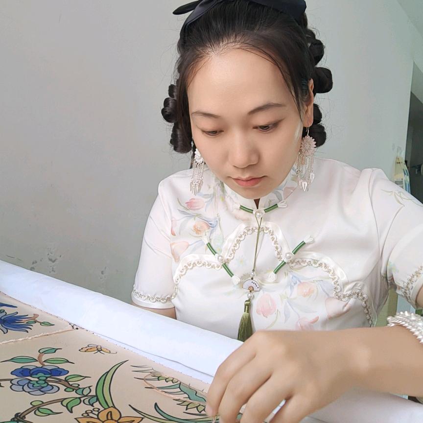 柠檬——古苗疆刺绣