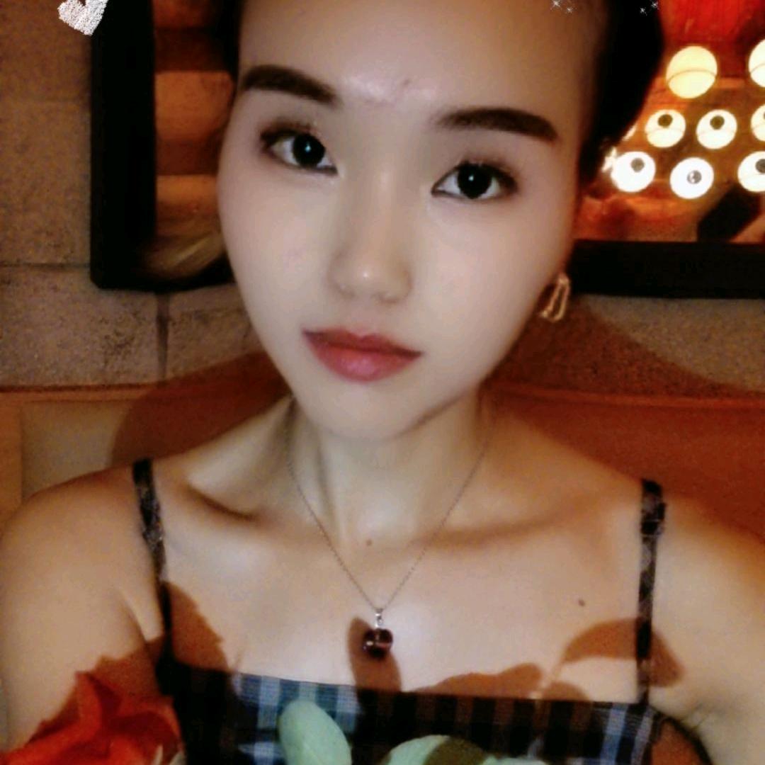 做个女王称霸一方