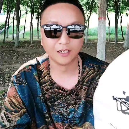 导演黄蜂哥